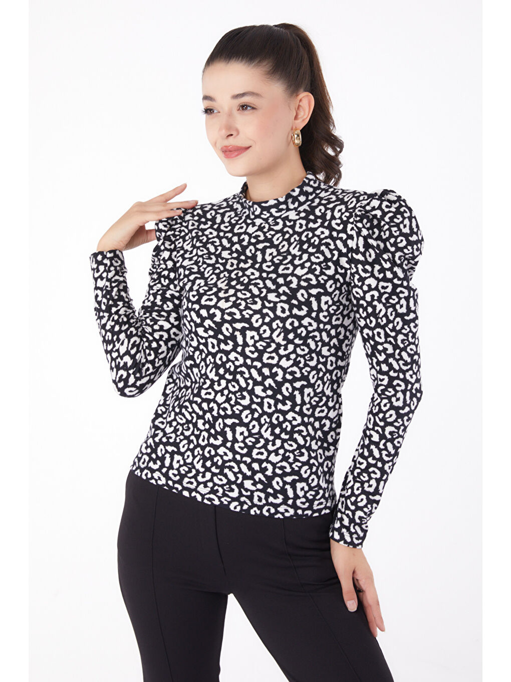Leopar Desenli Bluz Siyah - 26217-6