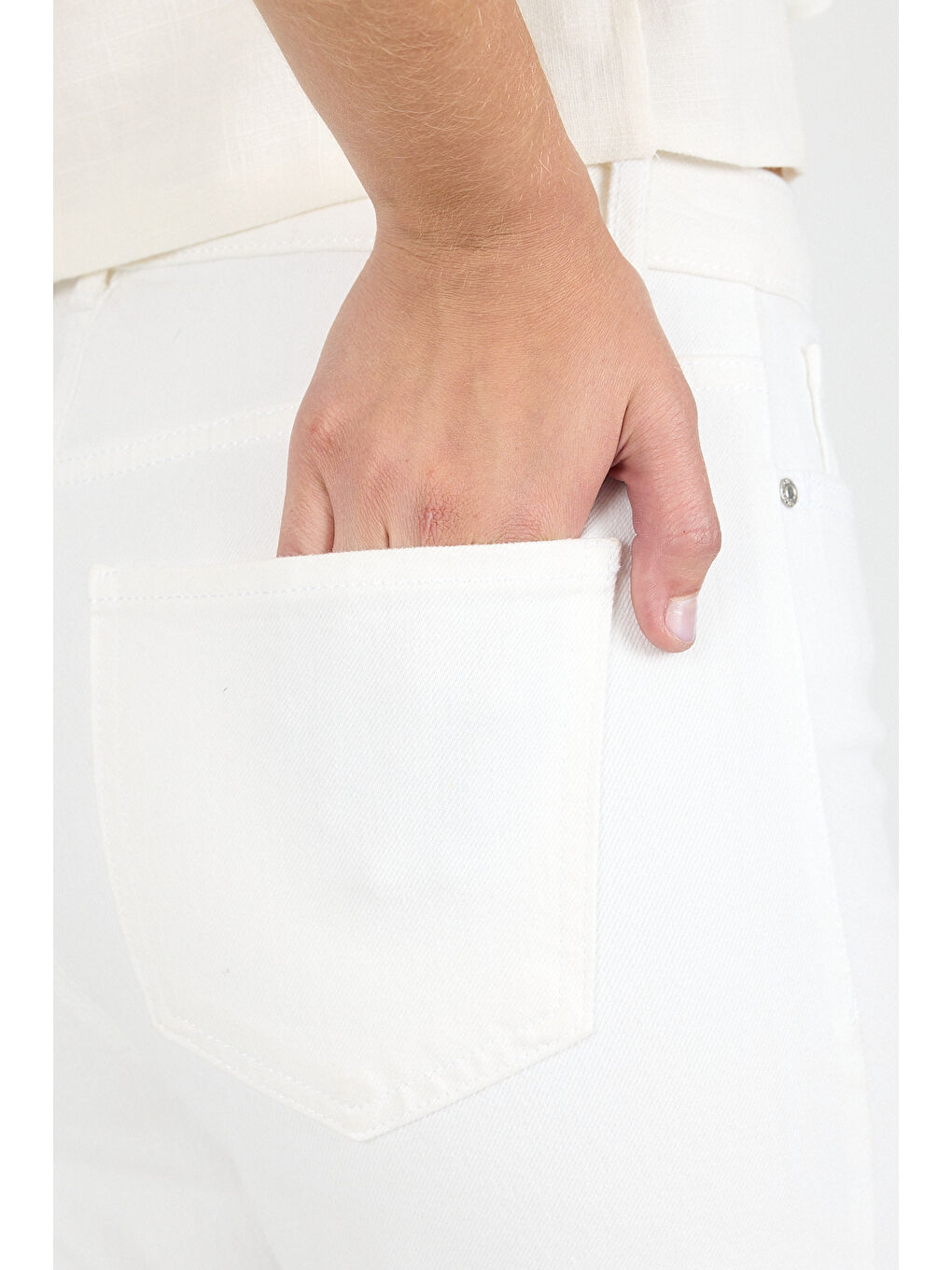 Beyaz Unisex Slım Pantolon 4637-4