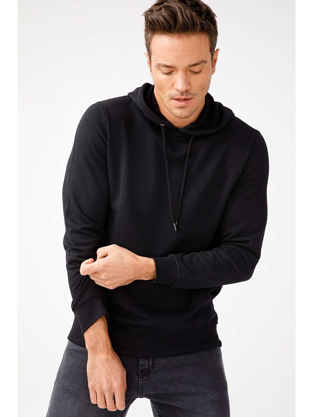 Erkek Siyah Modernfit / Ekstra Dar Kalıp Kapüşonlu Fermuarsız Sweatshirt-2