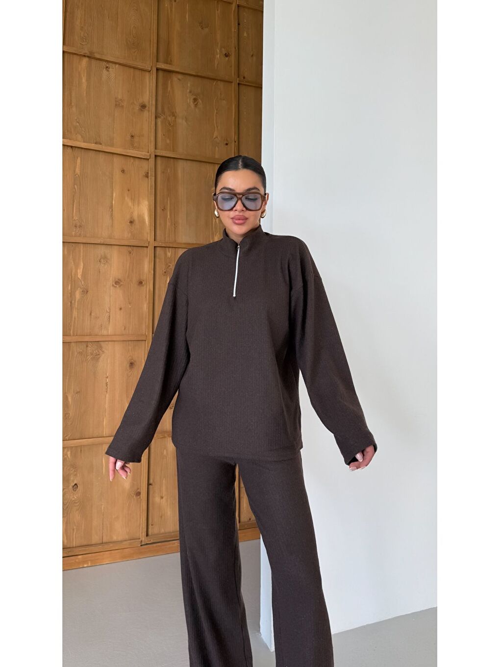 Kadın Kahverengi Yarım Fermuarlı Dik Yaka Kazak Alt-Üst Pantolonlu Takım-5