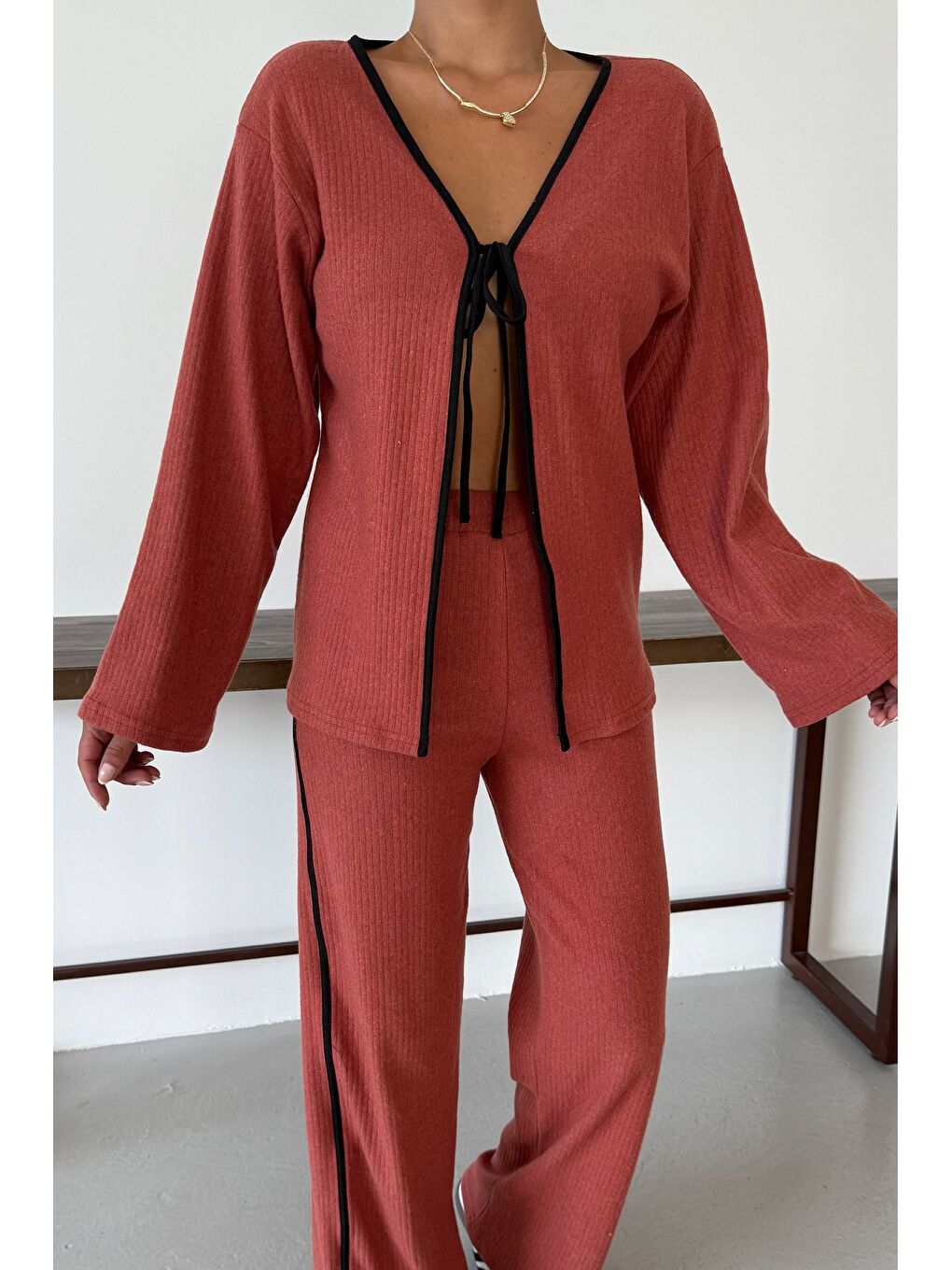 Turuncu Kadın Kiremit Ön Bağlama Detaylı Biyeli Alt-Üst Pantolonlu Takım-6