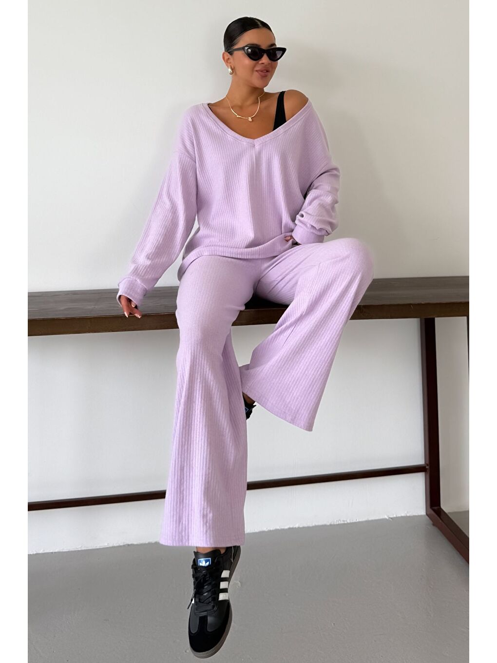 Mor Kadın Eflatun Geniş V Yaka Uzun Kollu Alt-Üst Pantolonlu Takım-2