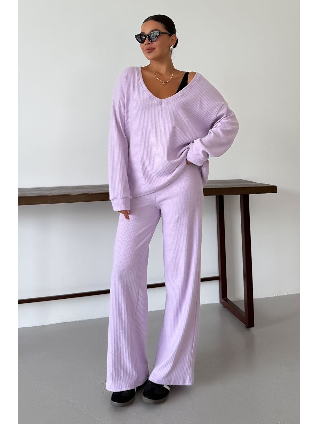 Mor Kadın Eflatun Geniş V Yaka Uzun Kollu Alt-Üst Pantolonlu Takım-3