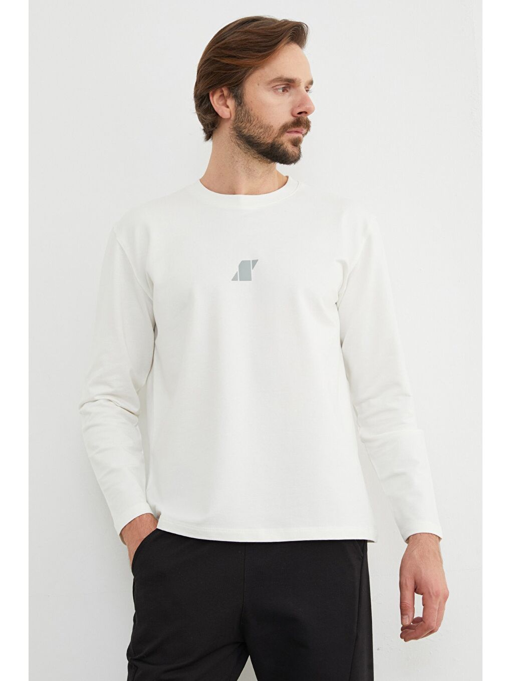 Ekru Baskılı Bisiklet Yaka Sweatshirt