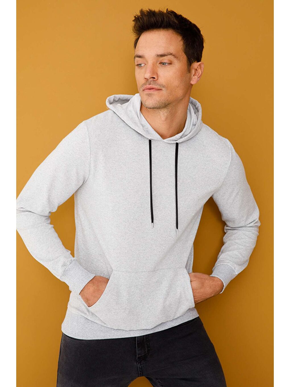 Erkek A.Gri Modernfit / Ekstra Dar Kalıp Kapüşonlu Fermuarsız Sweatshirt-4