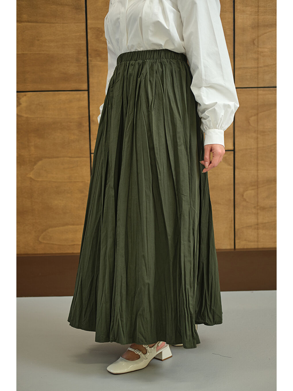 Kadın Beli Lastikli Kırışık Detay Etek Koyu Yeşil-4