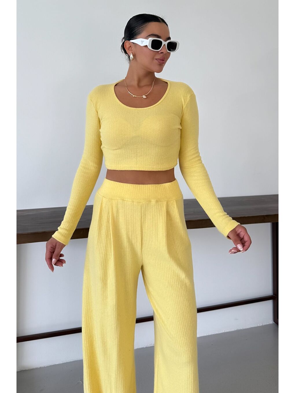 Kadın Sarı Yuvarlak Yaka Bluzlu Alt-Üst Pantolonlu İnterlok Takım-5
