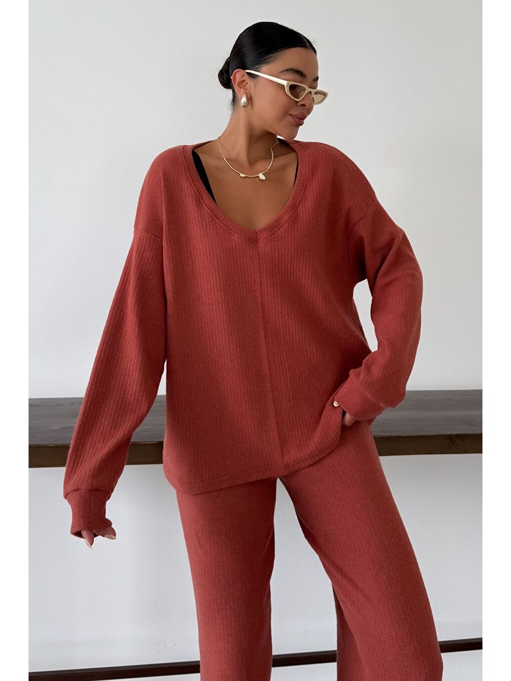 Turuncu Kadın Kiremit Geniş V Yaka Uzun Kollu Alt-Üst Pantolonlu Takım-5