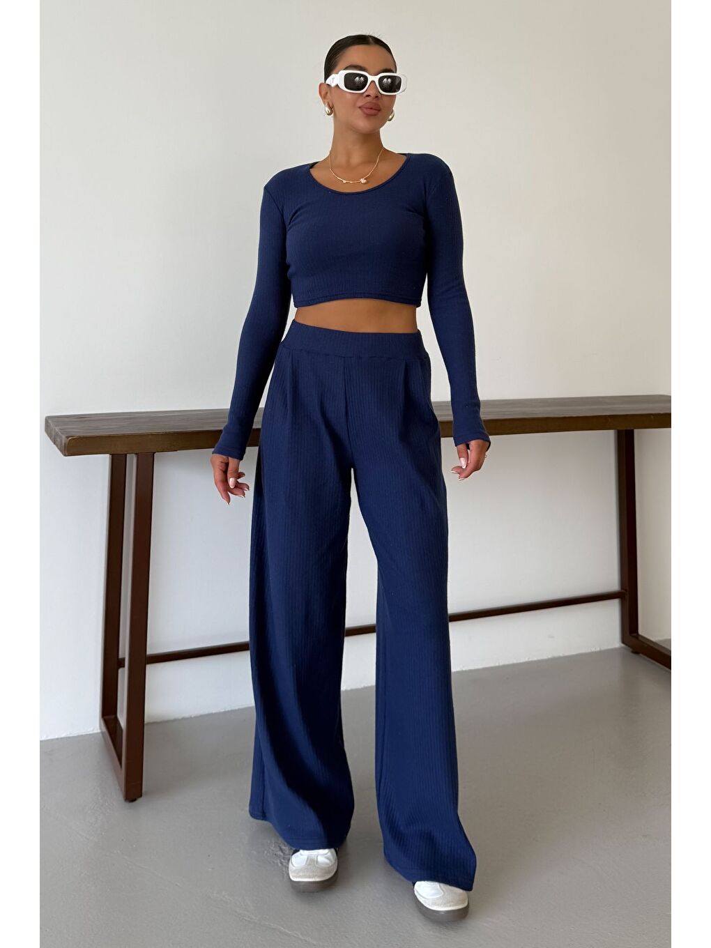 Kadın Lacivert Yuvarlak Yaka Bluzlu Alt-Üst Pantolonlu İnterlok Takım-2