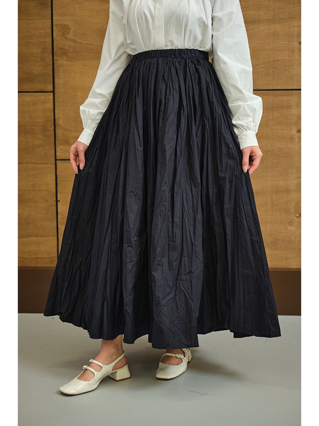 Kadın Beli Lastikli Kırışık Detay Etek Lacivert-1