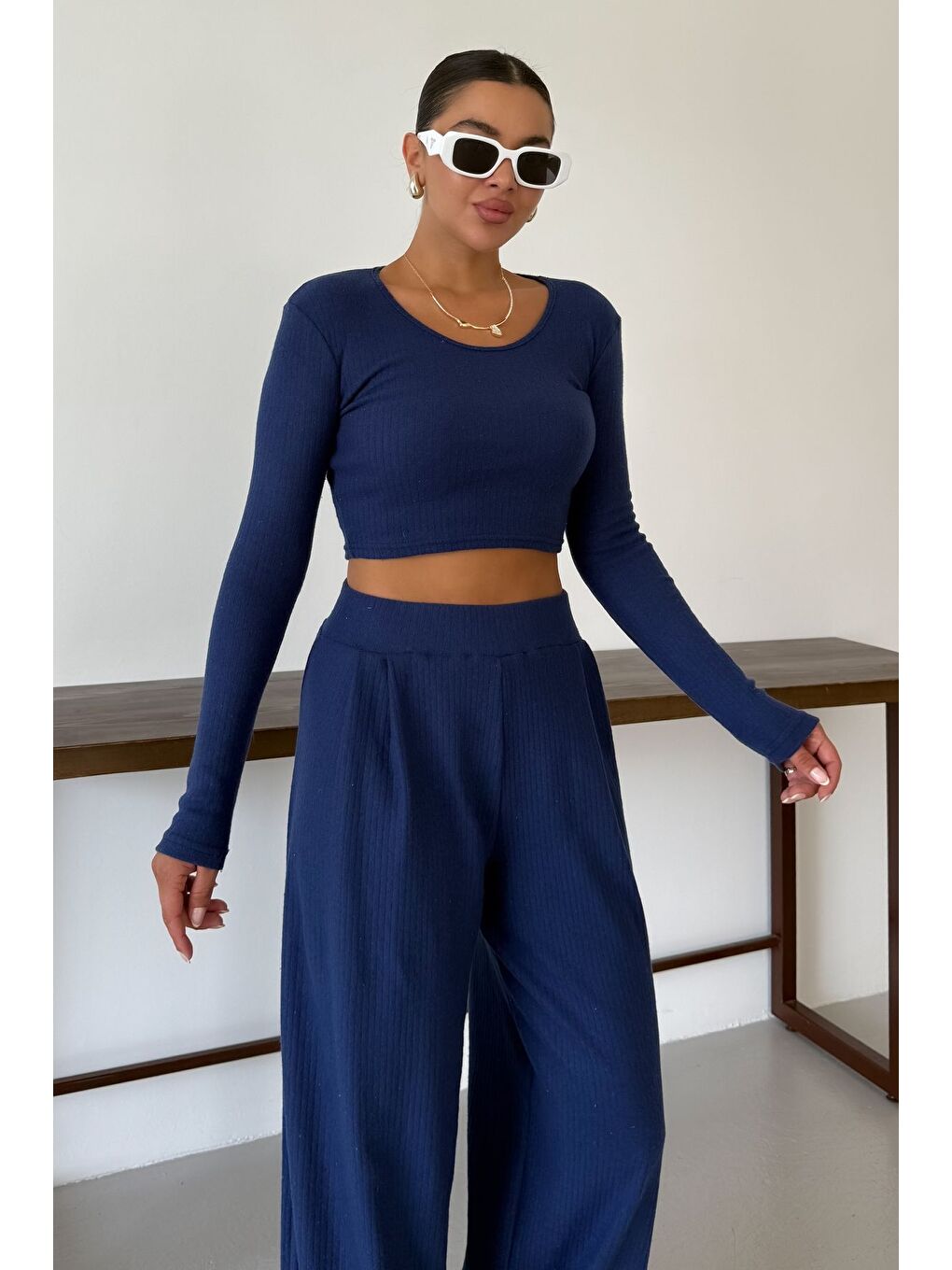 Kadın Lacivert Yuvarlak Yaka Bluzlu Alt-Üst Pantolonlu İnterlok Takım-3