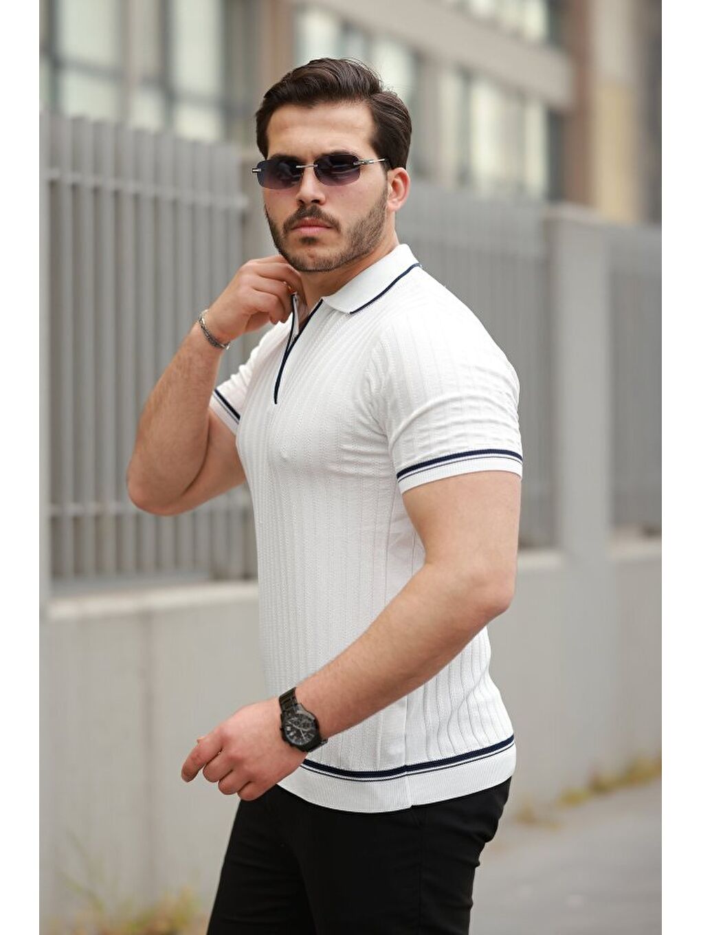 Beyaz Erkek Fermuarlı Yakalı Kısa Kollu T-shirt-1