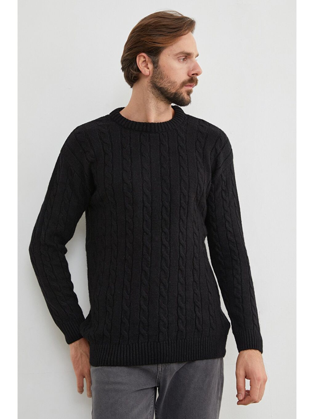 Siyah Saç Örgüsü Desenli Bisiklet Yaka Kazak-1