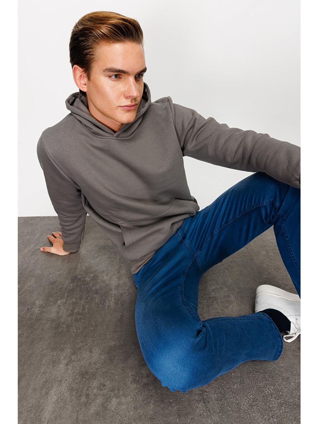 Erkek K.Gri Kapüşonlu Sweatshirt-6