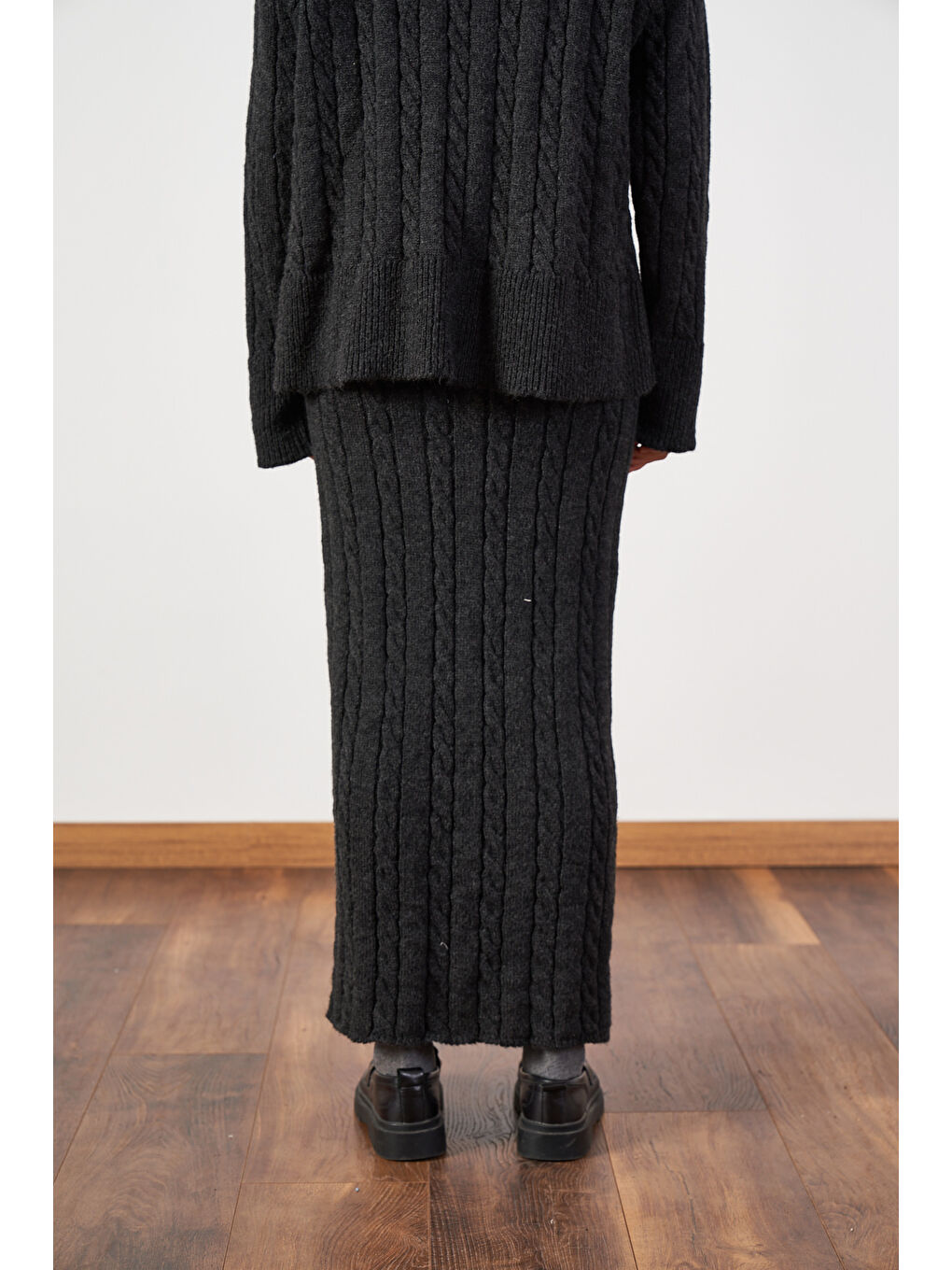 Saç Örgü Desenli Triko Etek Antrasit-5