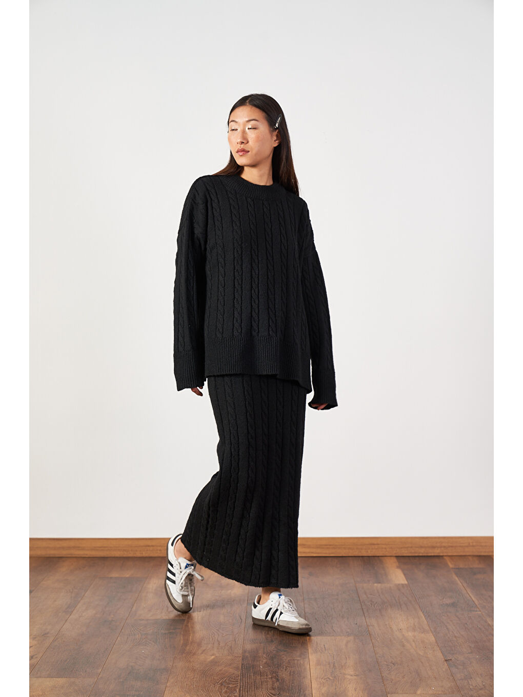 Saç Örgü Desenli Triko Etek Siyah