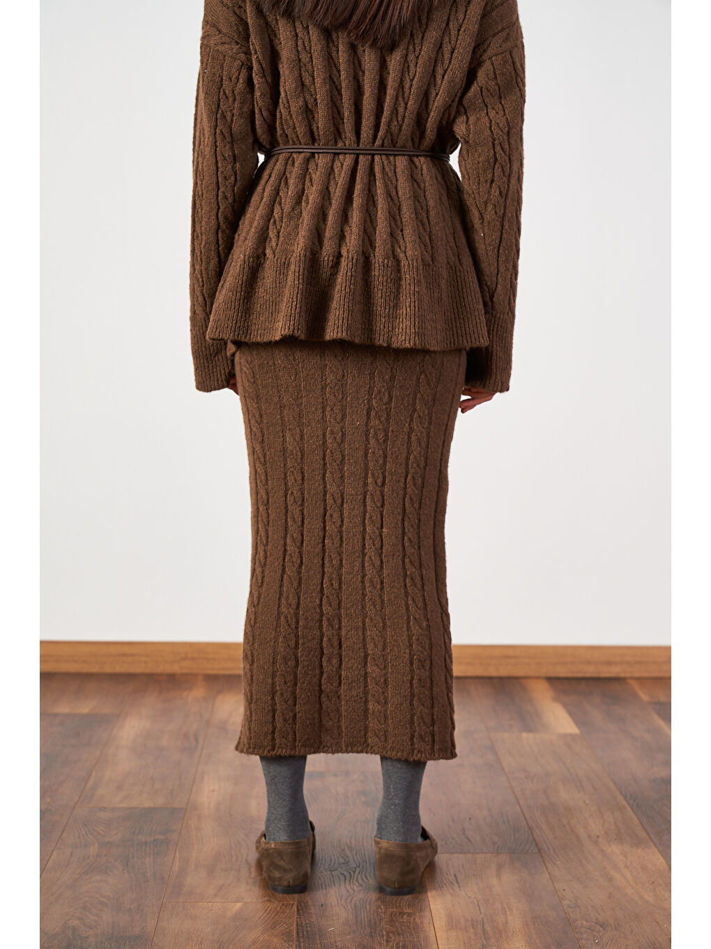 Kahverengi Saç Örgü Desenli Triko Etek Kahve-6