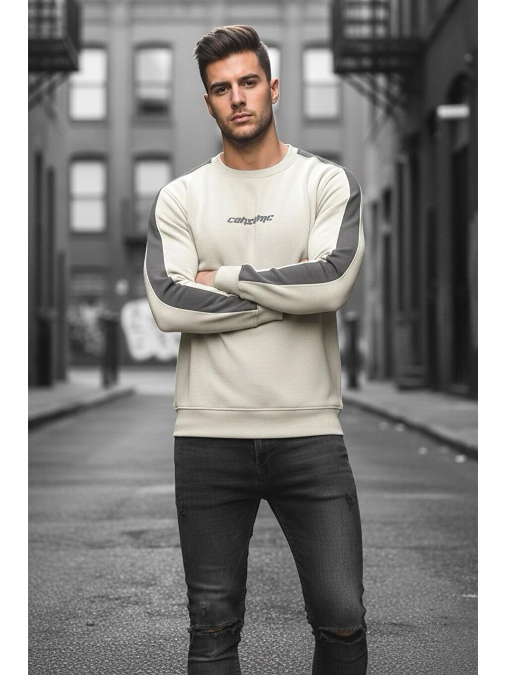 Beyaz Comsumc Üç İplik Şardonlu Bisiklet Yaka Erkek Sweatshirt-1