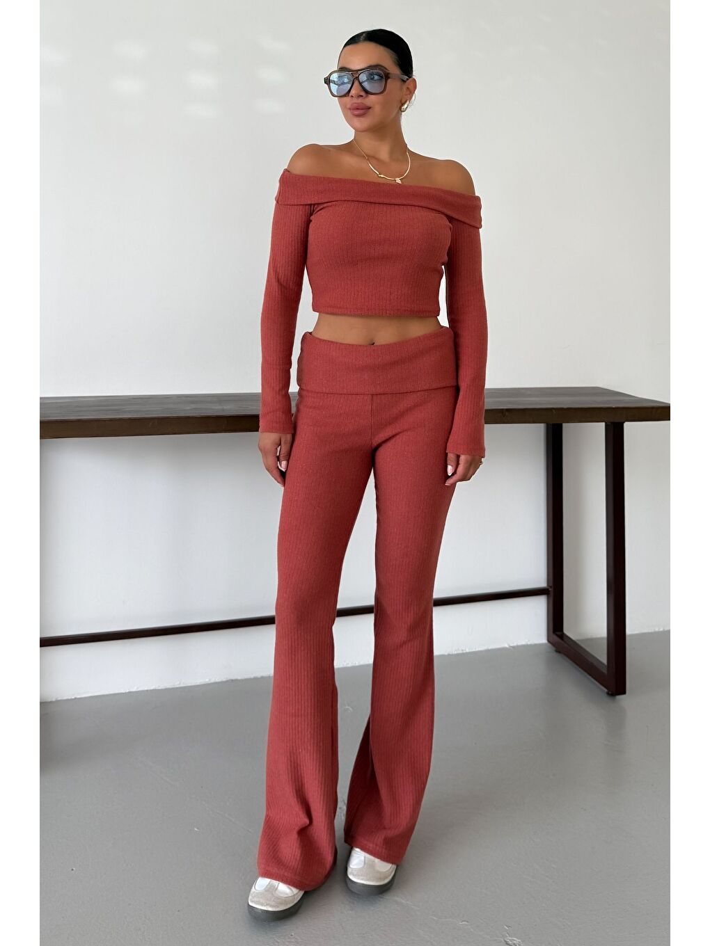 Turuncu Kadın Kiremit Madonna Yaka Alt-Üst Pantolonlu İnterlok Takım-2