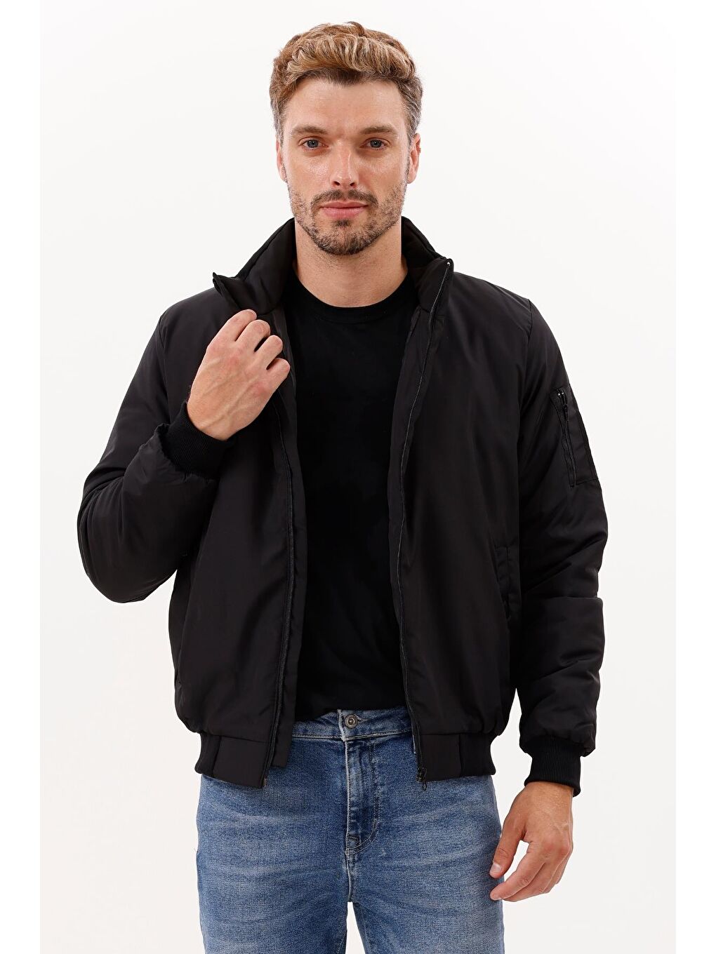 Siyah Erkek Astarlı Dik Yaka Mevsimlik Su Ve Rüzgar Geçirmez Mont