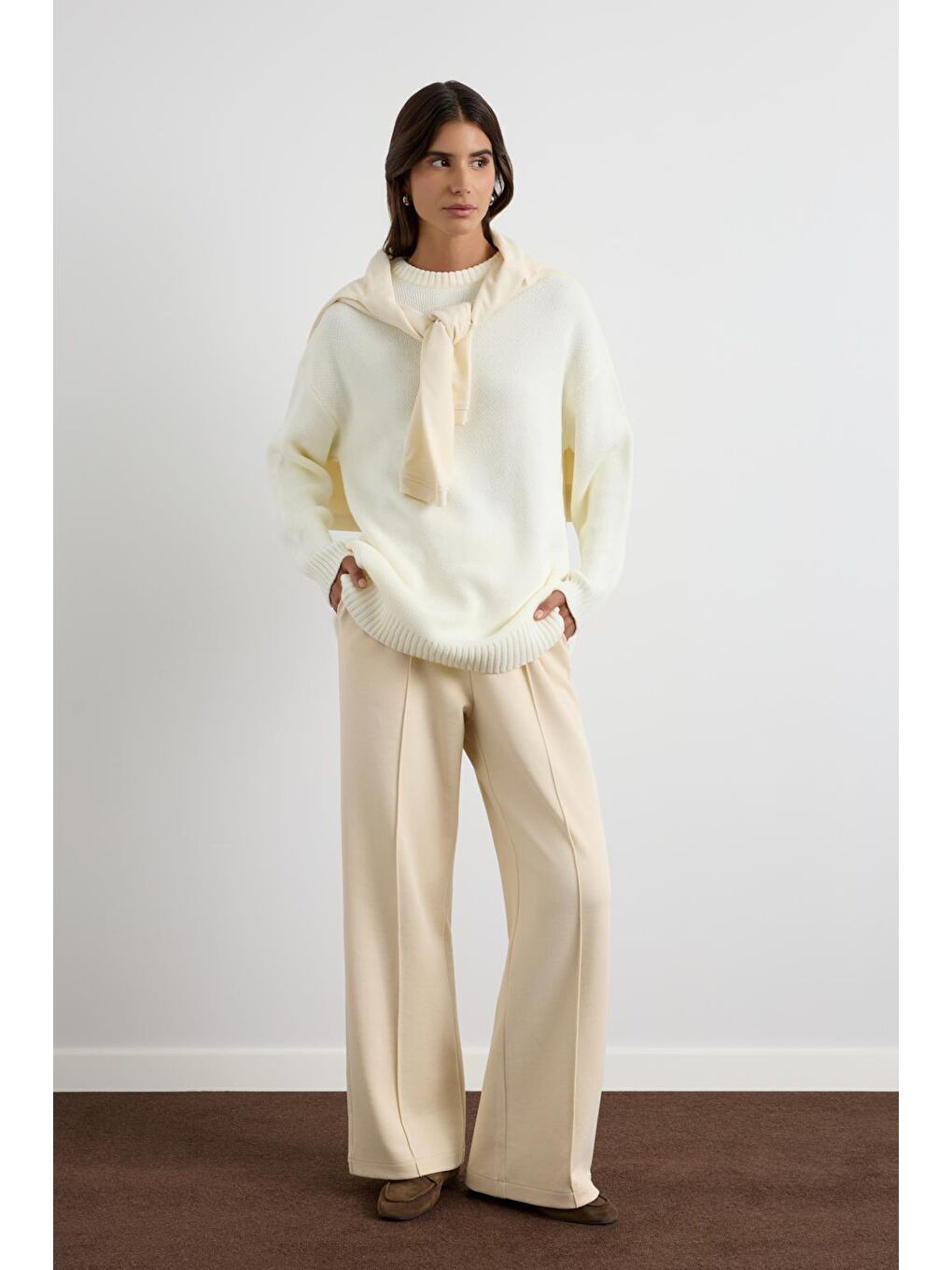 Ekru Bisiklet Yaka Basic Triko Kazak Kemik-1