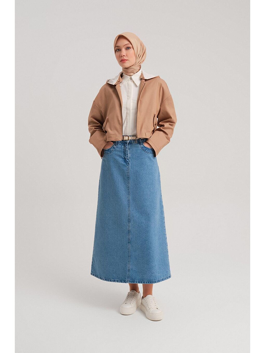 Kahverengi Seyyar Kapüşonlu Ve Kemerli Pamuk Ceket 24Y5406 Camel