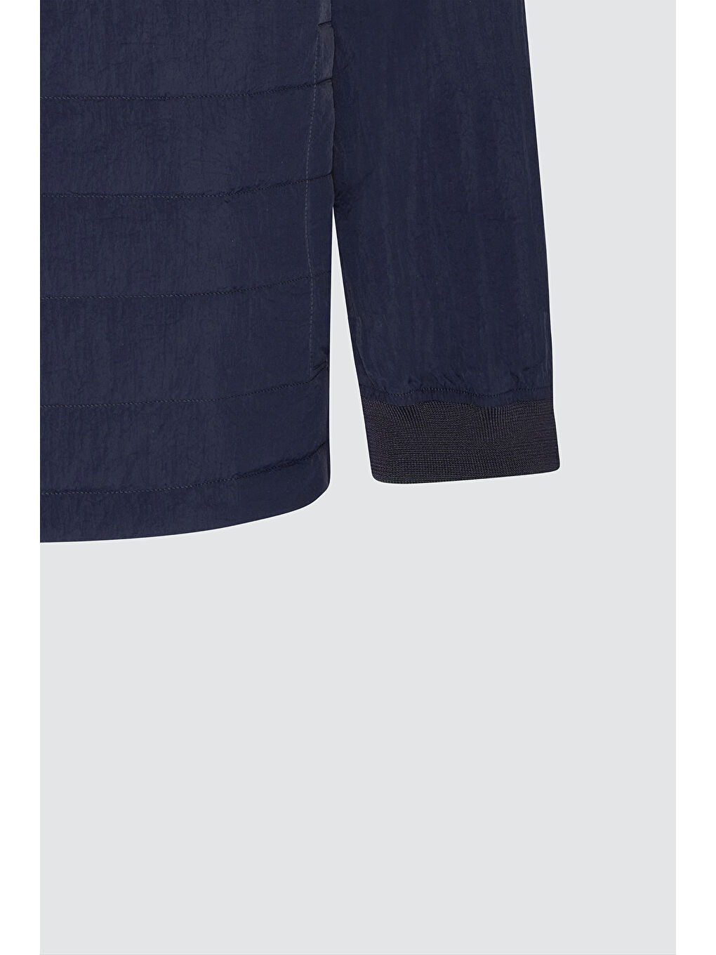 Erkek Lacivert Standart Fit Normal Kesim Gizli Kapüşonlu Yan Cep Kapitone Mont-8