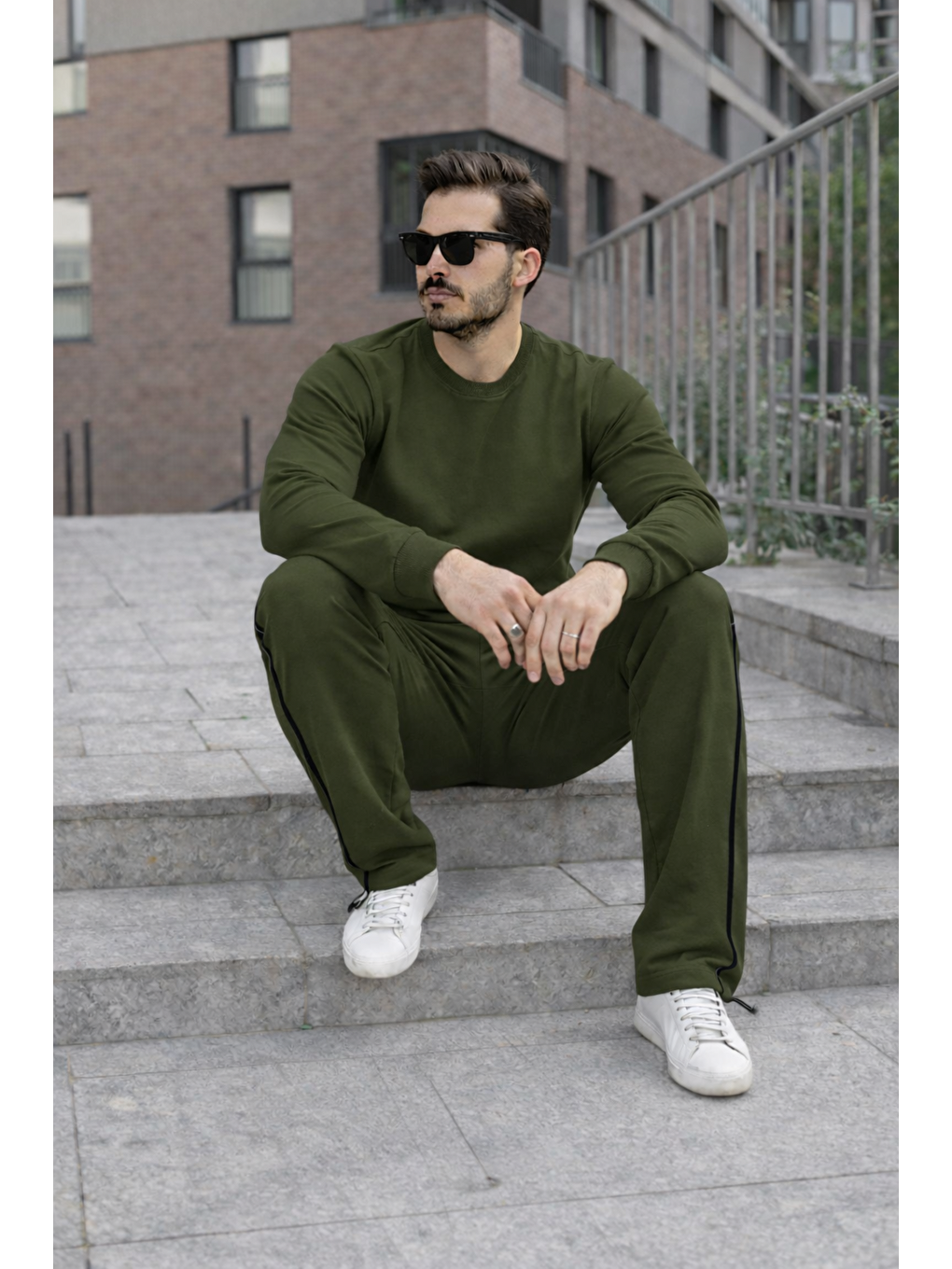 Erkek Çizgili Bisiklet Yaka Dar Haki Eşofman Takımı-2