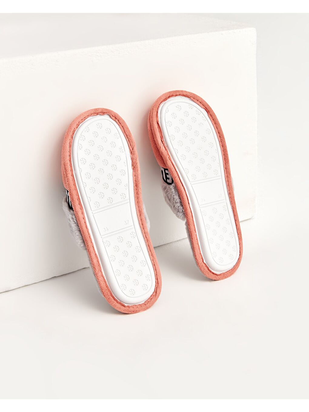 Pembe Kadın Love Şeritli Ev Terliği - ŞERİ-P-2