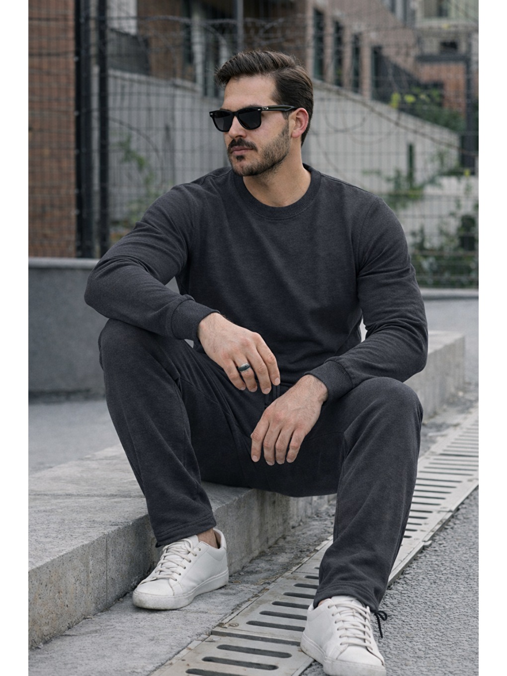 Gri Erkek Pamuklu Bisiklet Yaka Dar Füme Eşofman Takımı-2