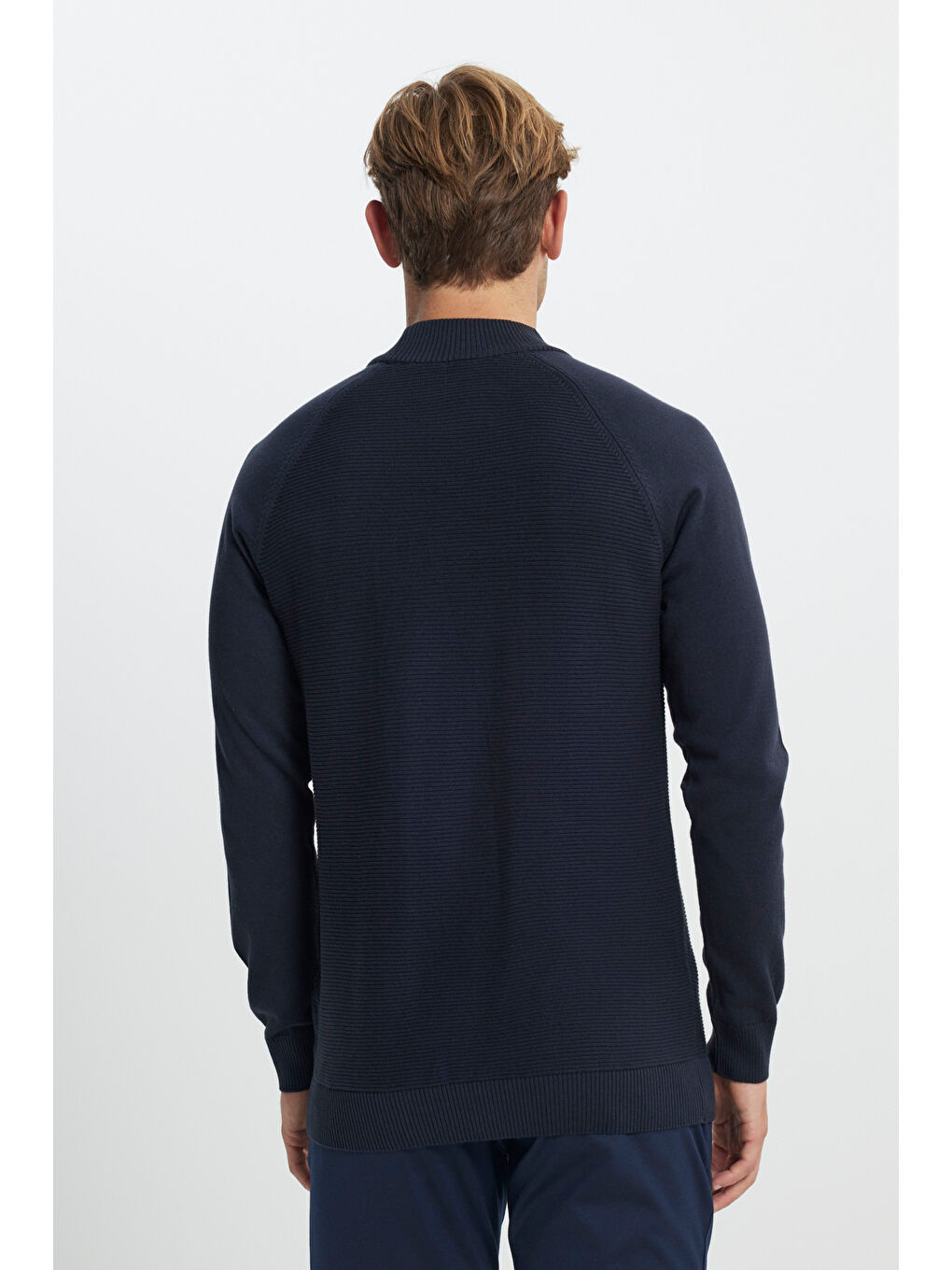 Erkek Lacivert Pamuklu Standart Fit Normal Kesim Yarım Balıkçı Yaka Desenli Triko Kazak-4