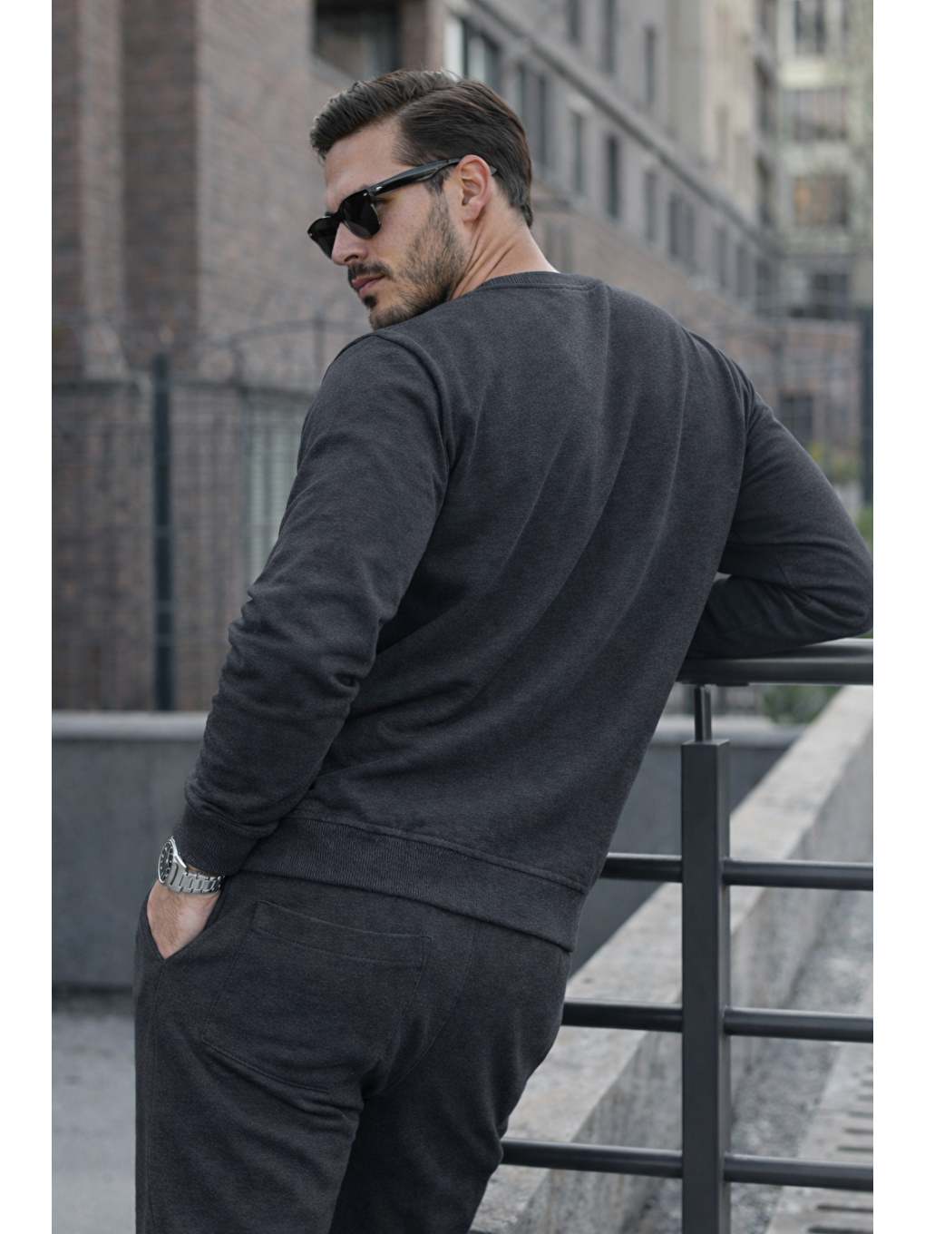 Gri Erkek Pamuklu Bisiklet Yaka Dar Füme Eşofman Takımı-4