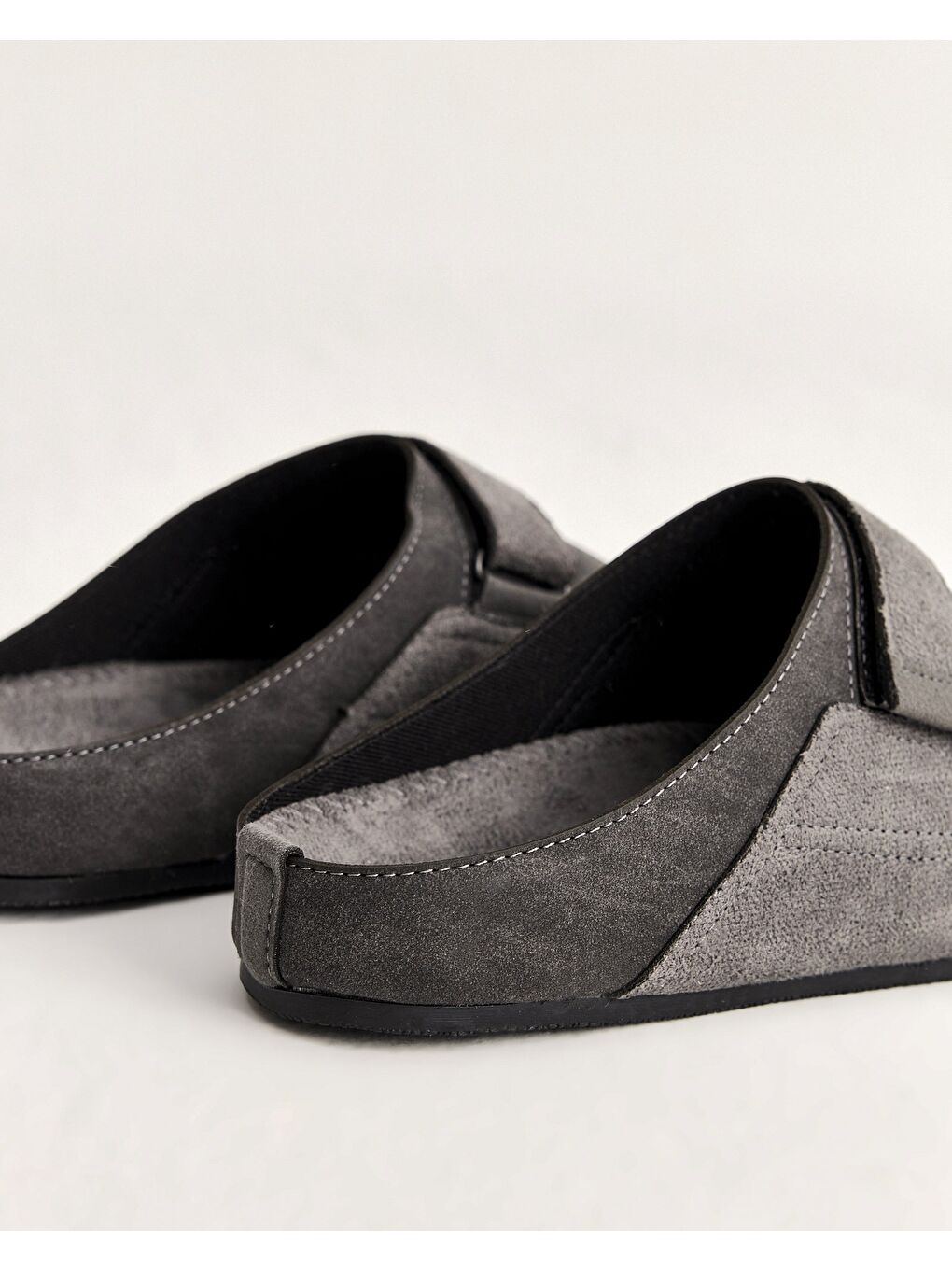 Gri Erkek Çırt Detaylı Terlik - CROSE-2