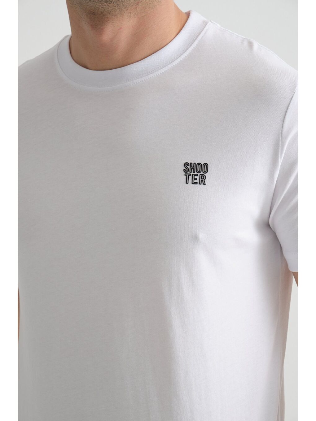 Beyaz Shooter Erkek Pamuklu Esnek T-shirt  Standart Kalıp Minimal Logolu-1
