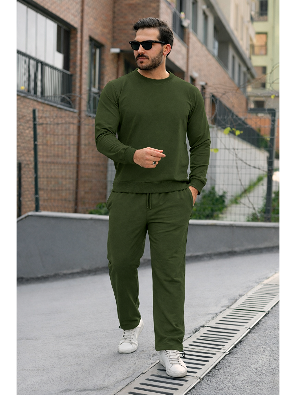 Erkek Pamuklu Bisiklet Yaka Dar Haki Eşofman Takımı