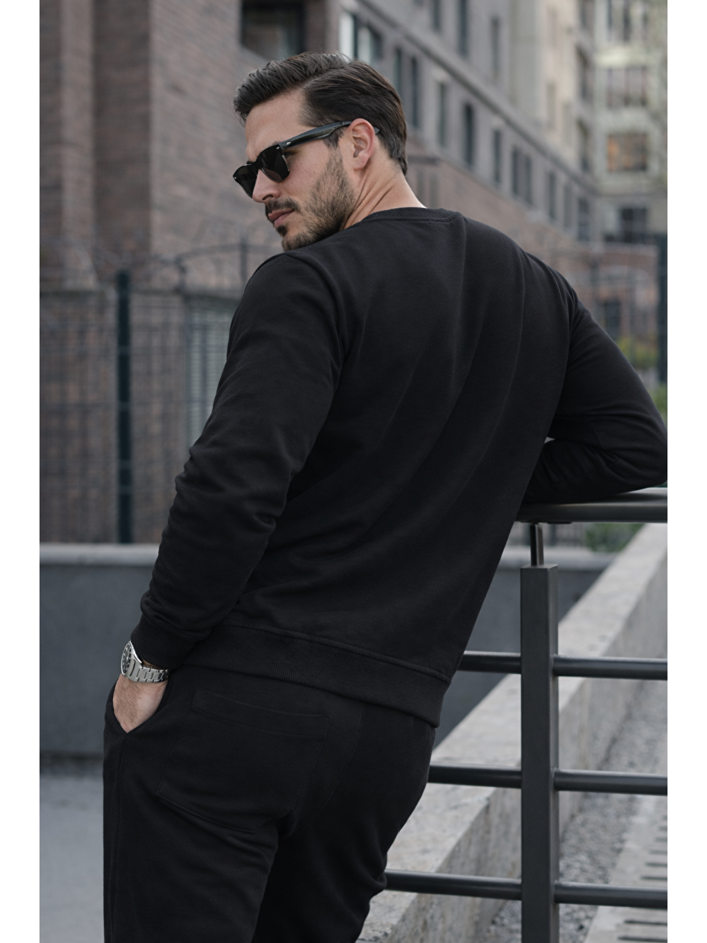 Erkek Pamuklu Bisiklet Yaka Dar Siyah Eşofman Takımı-5