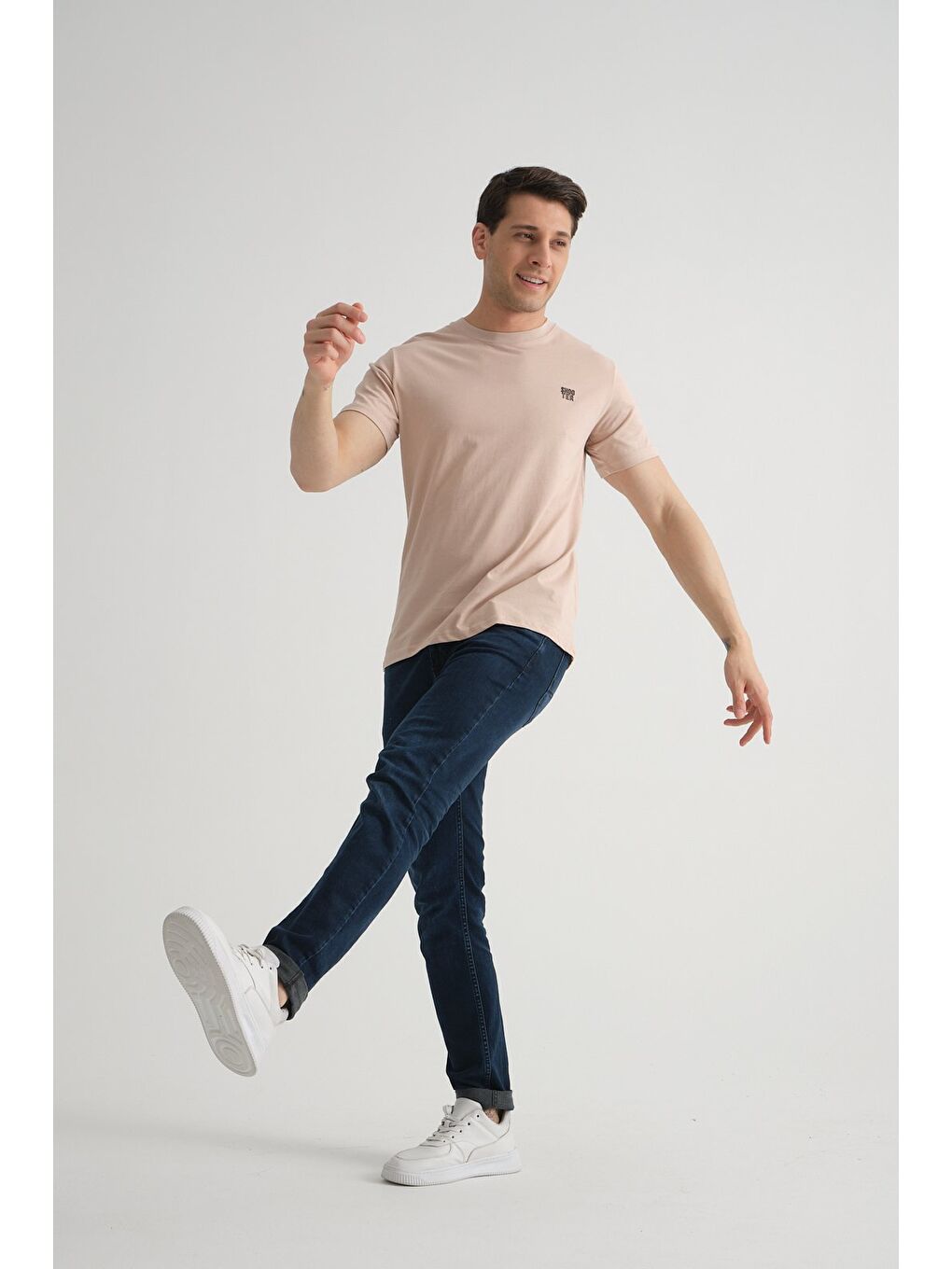 Bej Taş Shooter Erkek Pamuklu Esnek T-shirt  Standart Kalıp Minimal Logolu-5