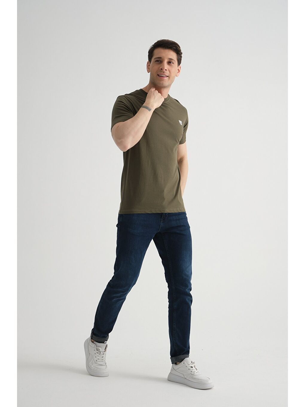 Haki Shooter Erkek Pamuklu Esnek T-shirt  Standart Kalıp Minimal Logolu-6