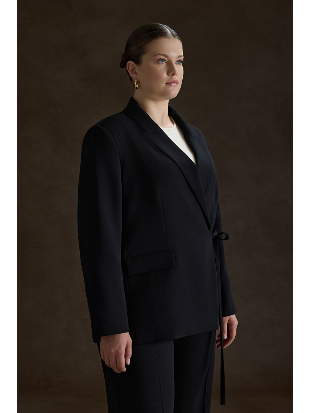 Siyah Yandan Bağlamalı Ceket-3