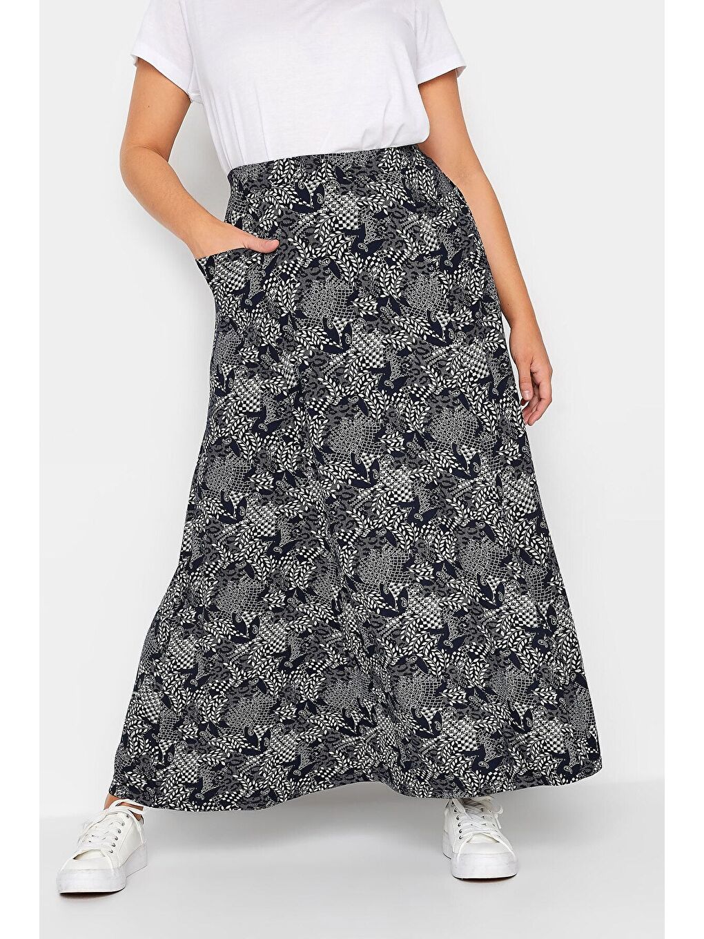 Lacivert Büyük Beden Cep Detaylı Desenli Beli Lastikli Uzun Kesim Etek 160234-1