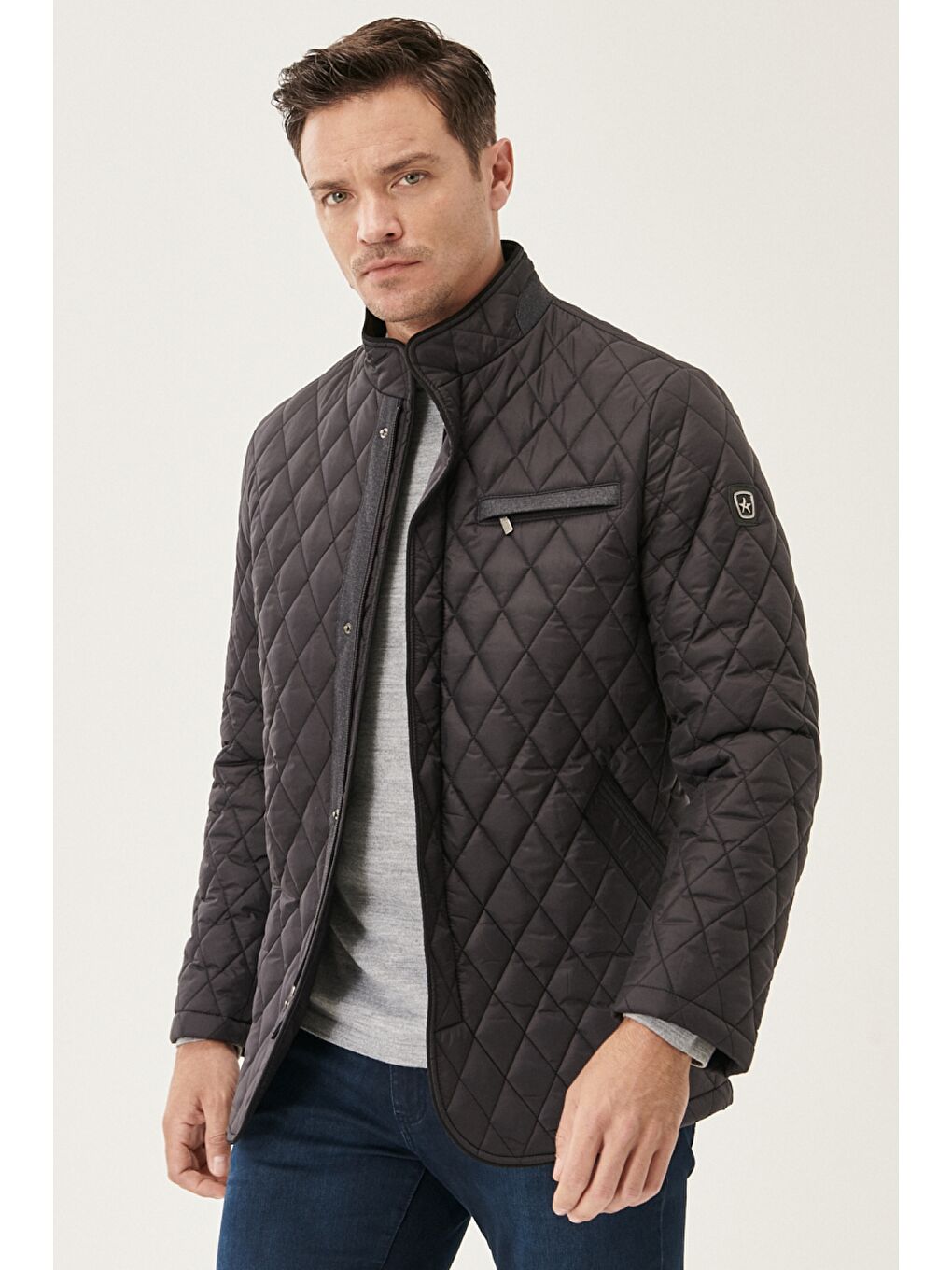 Erkek Siyah Standart Fit Soğuk Geçirmez Kışlık Overcoat Mont