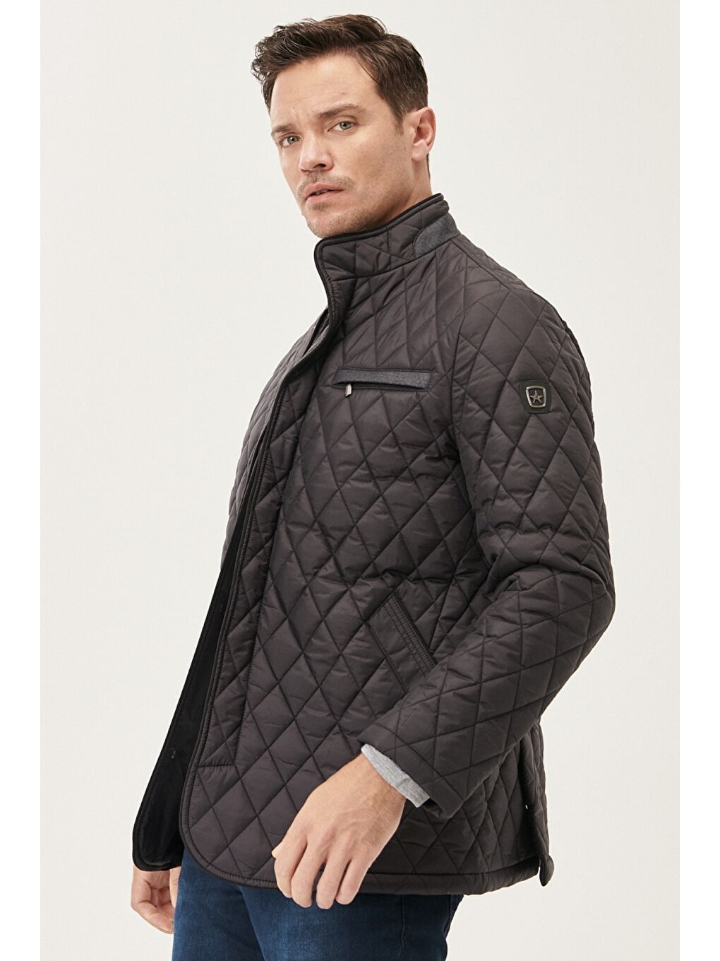 Erkek Siyah Standart Fit Soğuk Geçirmez Kışlık Overcoat Mont-2