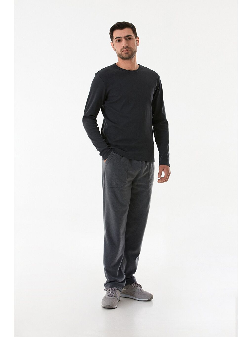 Gri Beli Lastikli Cepli Polar Eşofman Altı-3