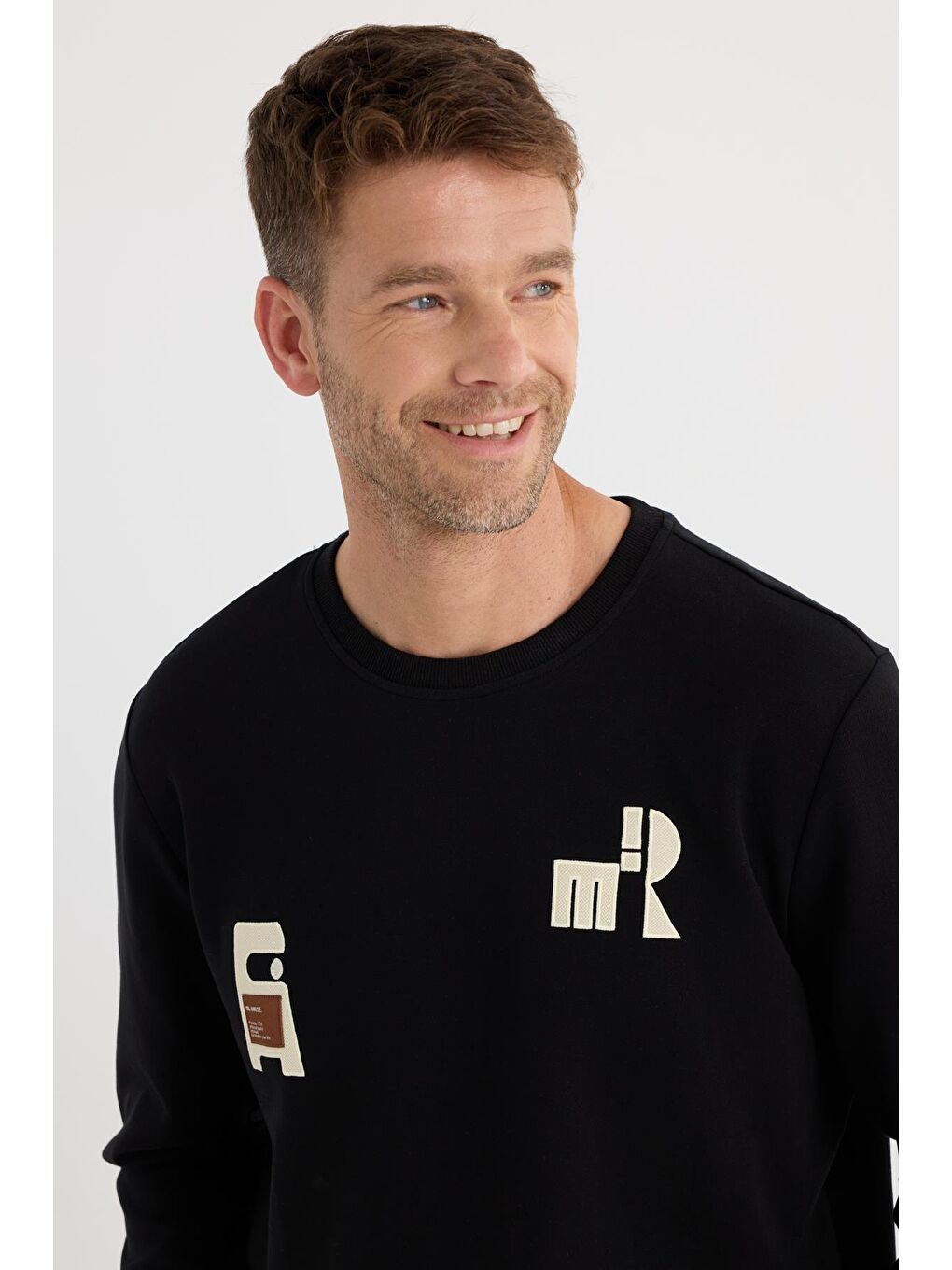 Erkek Relax Fit Rahat Kesim Pamuklu Lastikli Kol Bisiklet Yaka Baskılı Siyah Sweatshirt-1