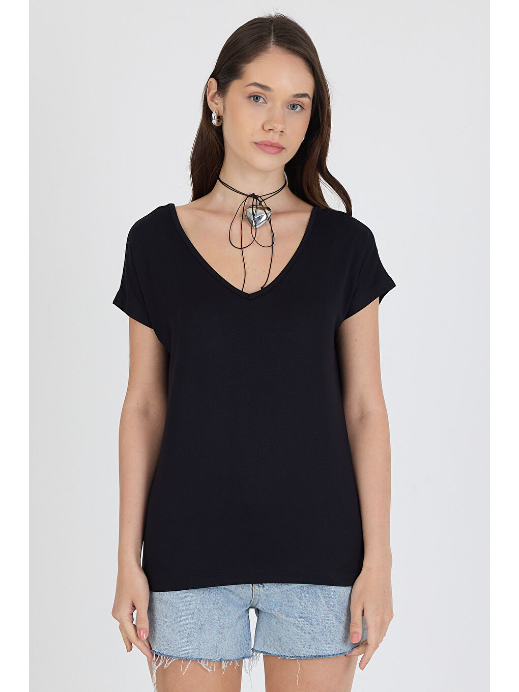 Ön Arka V Yaka Siyah Kadın T-shirt 0003-1