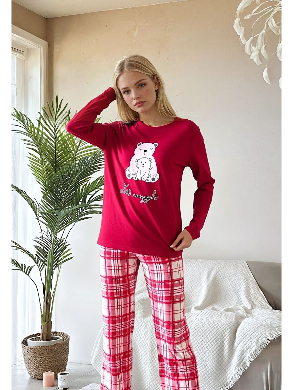 Ekose Ayıcık Baskılı Kırmızı Pijama Takımı-1