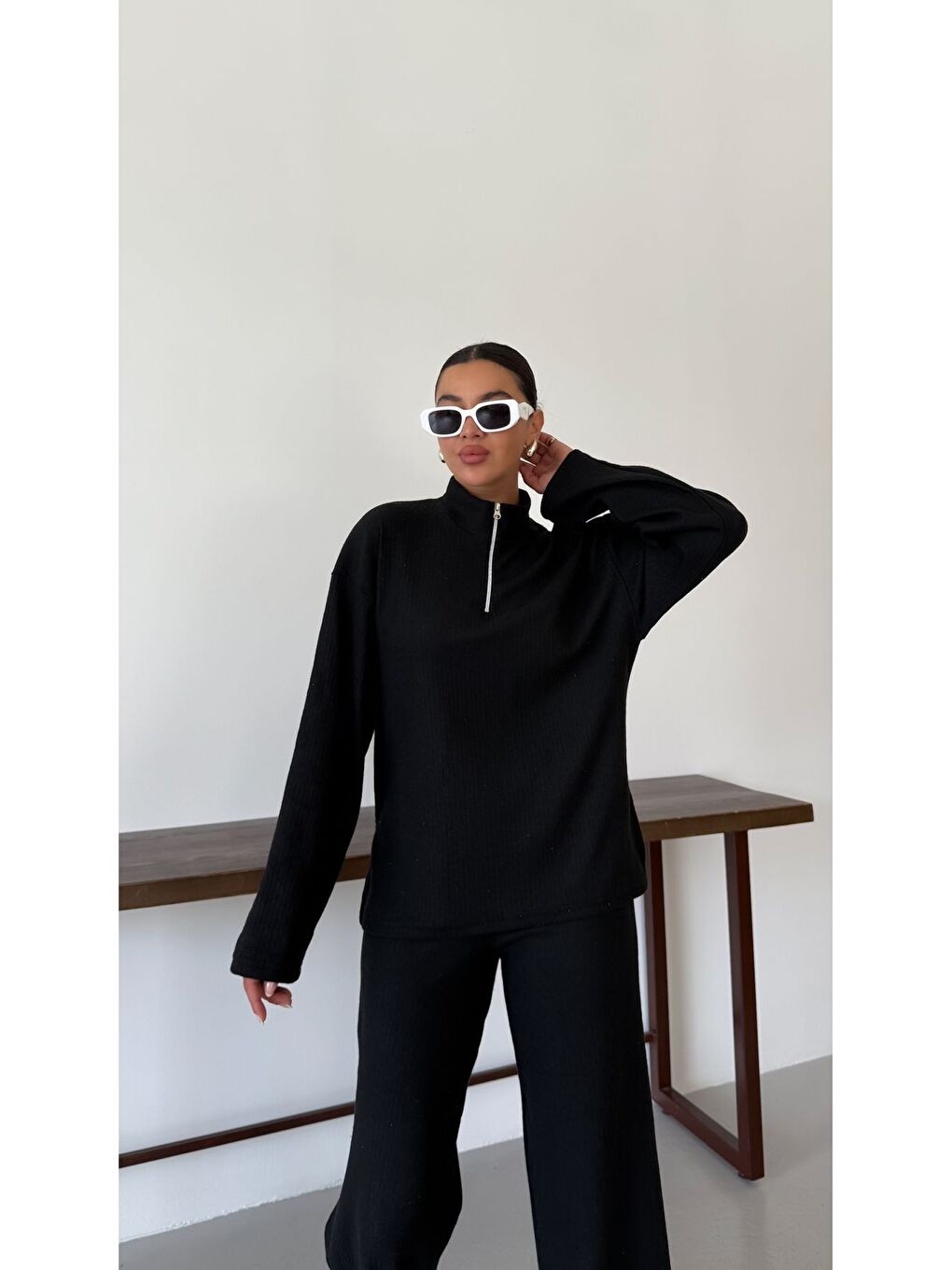 Kadın Siyah Yarım Fermuarlı Dik Yaka Kazak Alt-Üst Pantolonlu Takım-6
