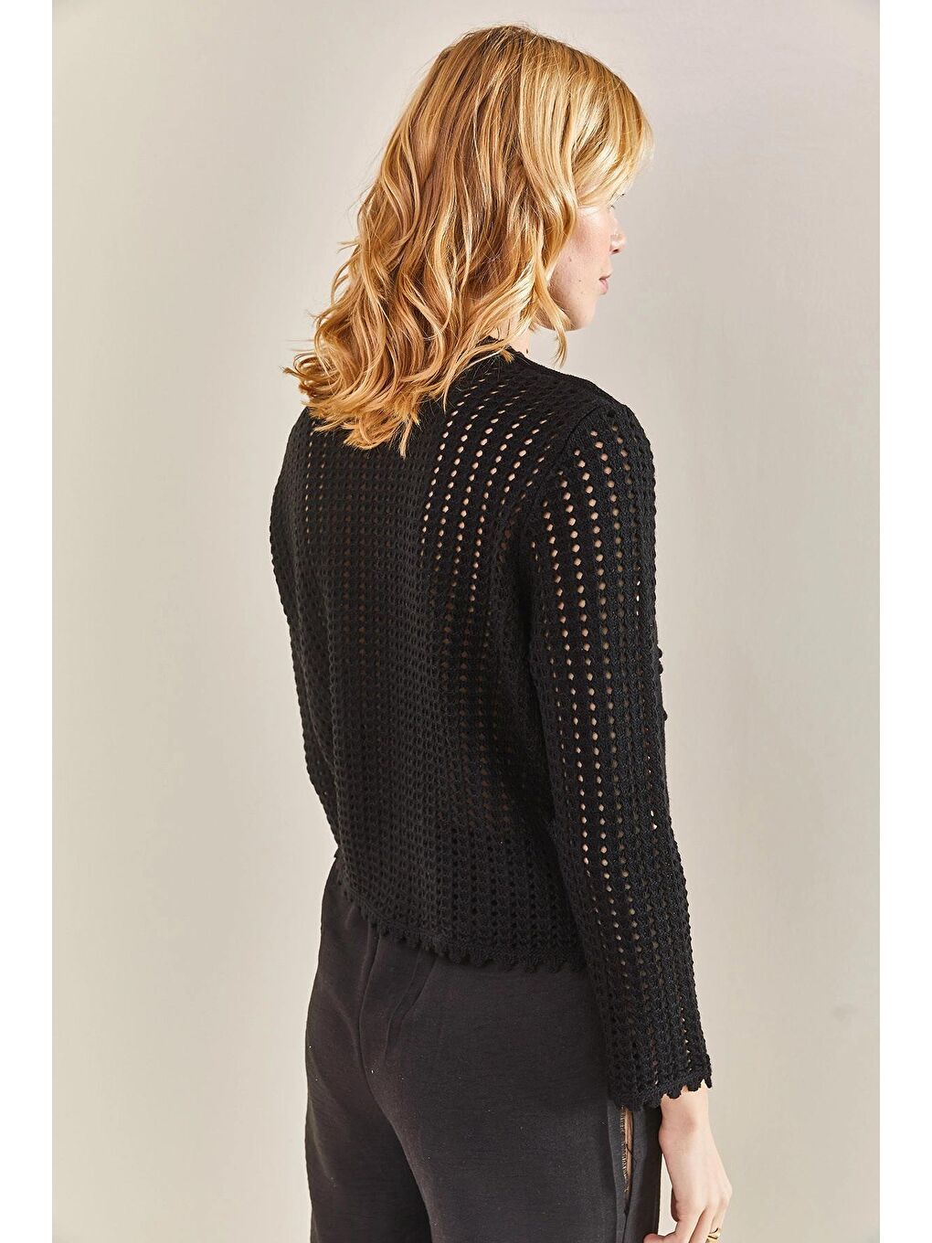 Siyah Kadın Ajurlu Triko Bluz-4