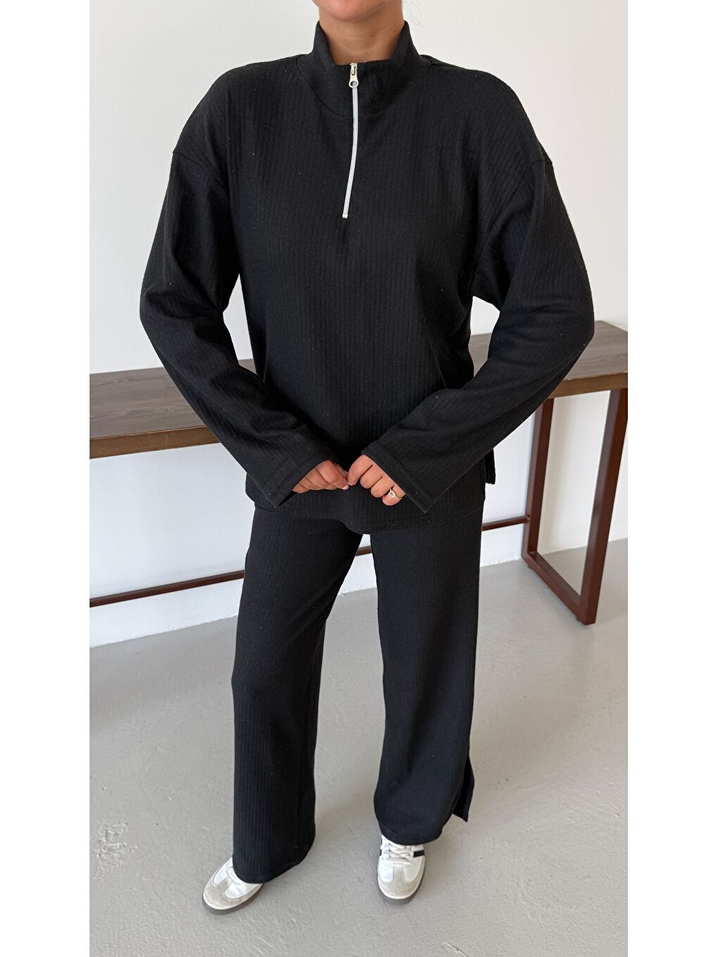 Kadın Siyah Yarım Fermuarlı Dik Yaka Kazak Alt-Üst Pantolonlu Takım-7