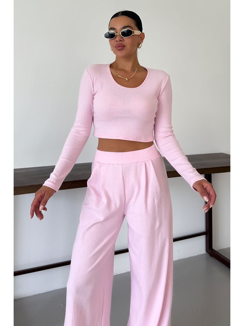Kadın Pembe Yuvarlak Yaka Bluzlu Alt-Üst Pantolonlu İnterlok Takım-4